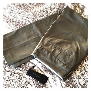 Classy Banana Republic cropped pants, size 12